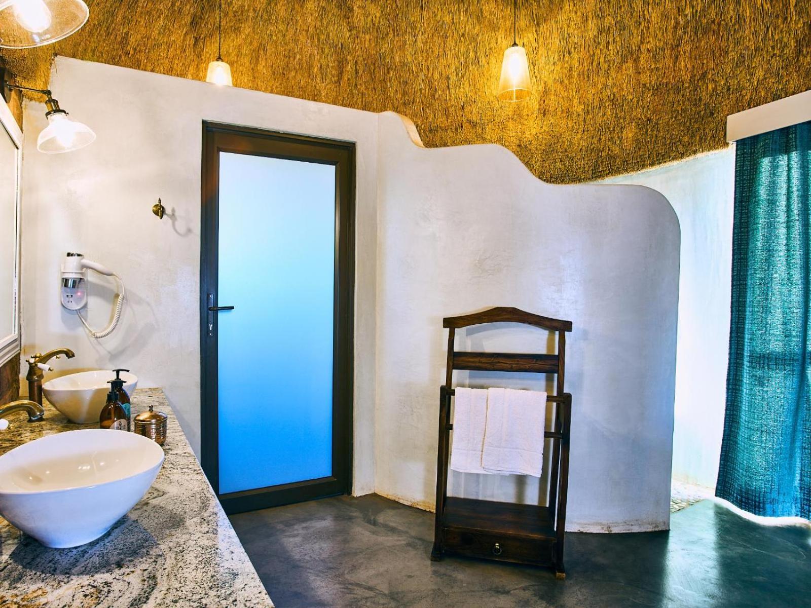 We Kebi Safari Lodge Сесрием Экстерьер фото